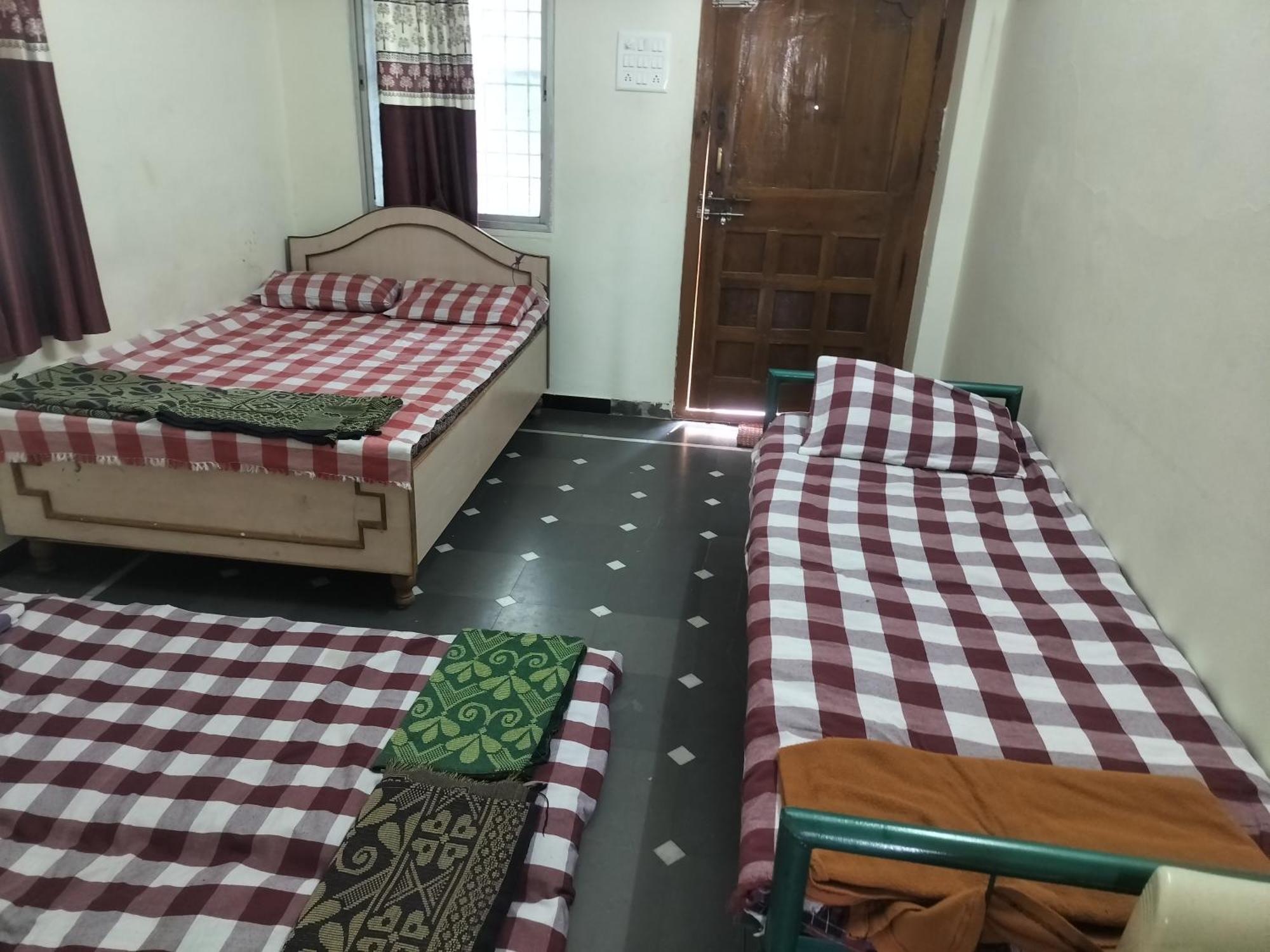 Samarth Sawali Guest House, Vidhyanagar Akkalkot Akalkot ภายนอก รูปภาพ
