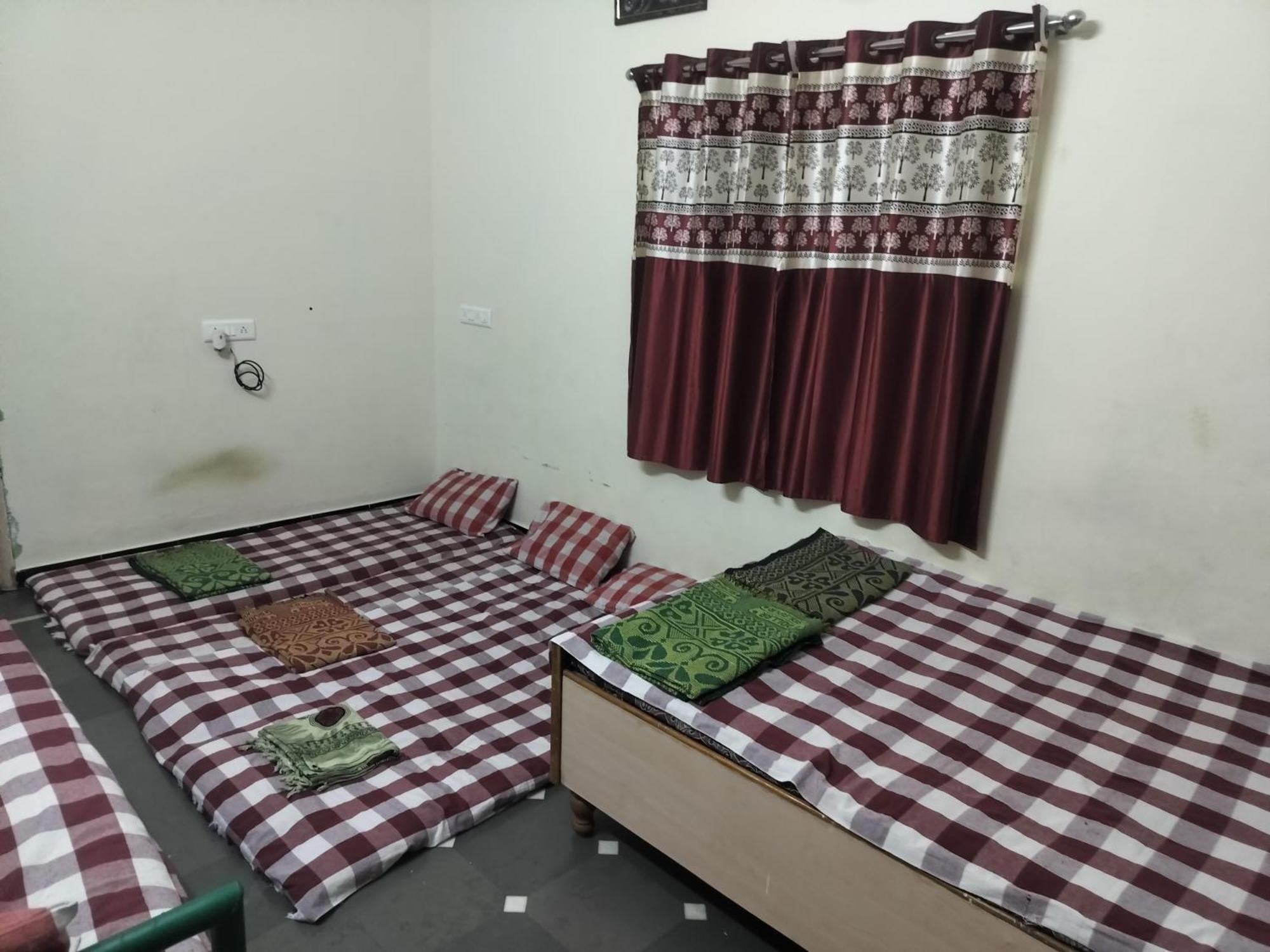 Samarth Sawali Guest House, Vidhyanagar Akkalkot Akalkot ภายนอก รูปภาพ
