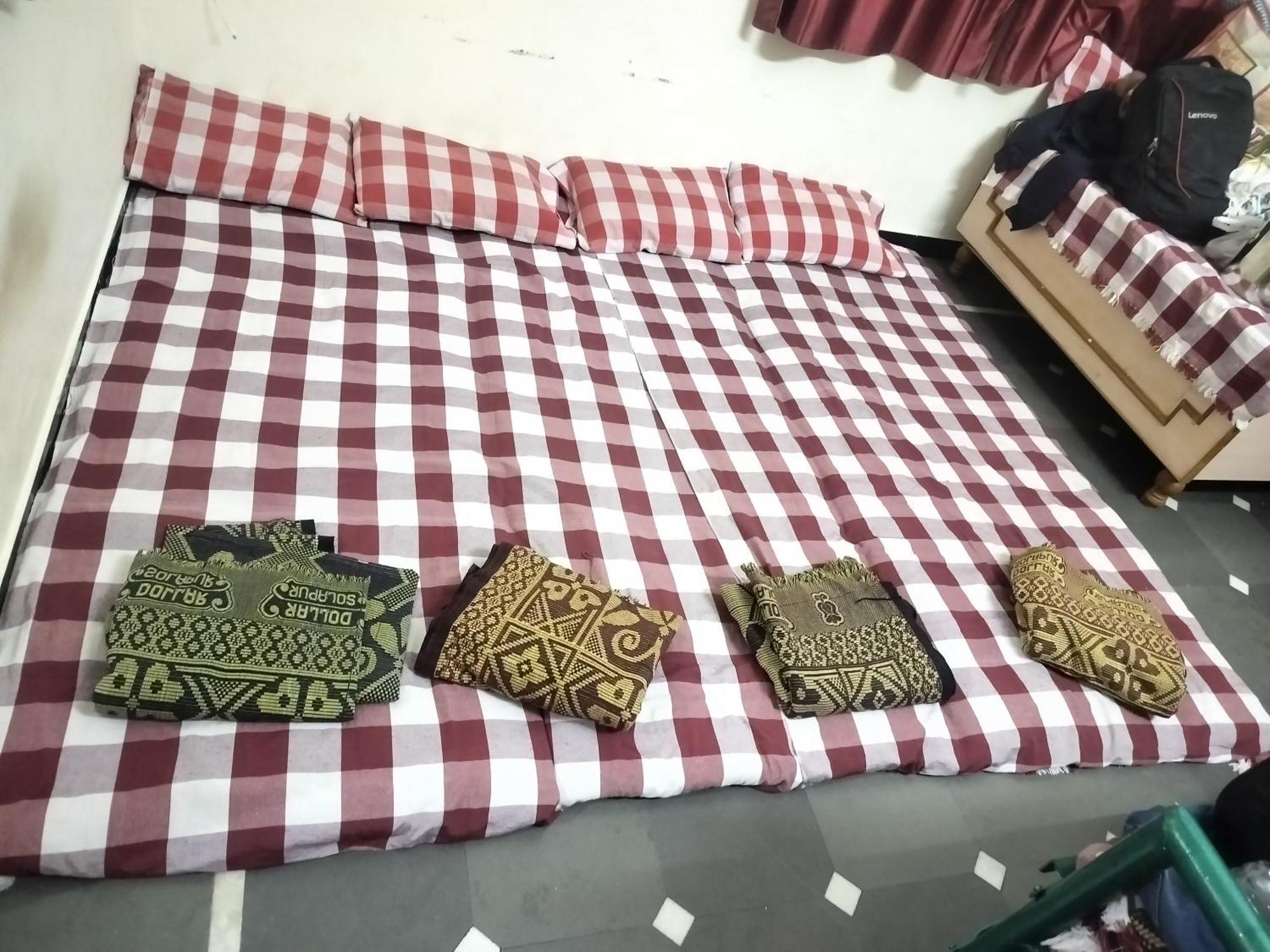 Samarth Sawali Guest House, Vidhyanagar Akkalkot Akalkot ภายนอก รูปภาพ
